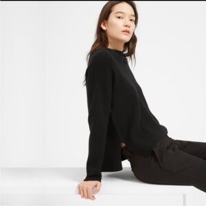 Everlane Black Cashmere Crewneck Sweater Size S Minimalist Quiet Luxury